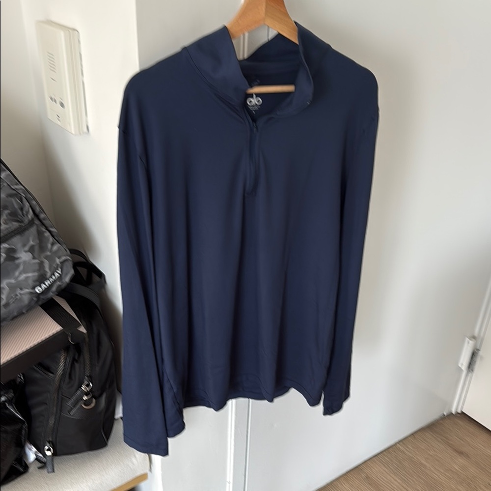 ALO Yoga Quarter Zip Conquer Reform Long Sleeve Tee- Navy